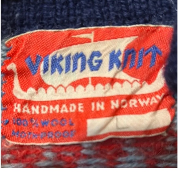 Rare find! Gorgeous vintage 100% wool fair isle sweater, made in Norway - Picture 2 of 3